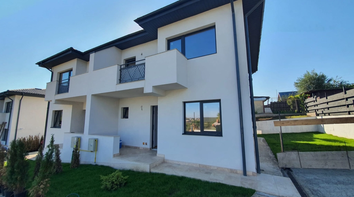 Oferta Casa de vanzare, 4 camere, 100 mp , Bucium,  Visani- strada principala imagine 16