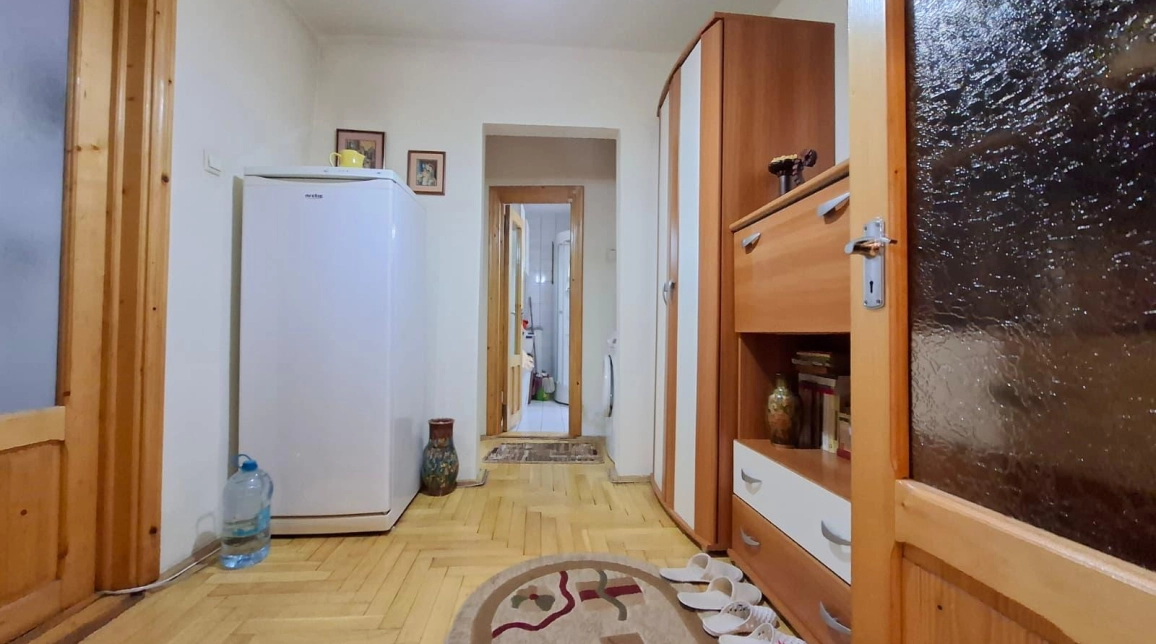 Oferta 3 camere, semidecomandat, 60 mp , de vanzare apartament in zona Nicolina,  Nicolina 2 imagine 18