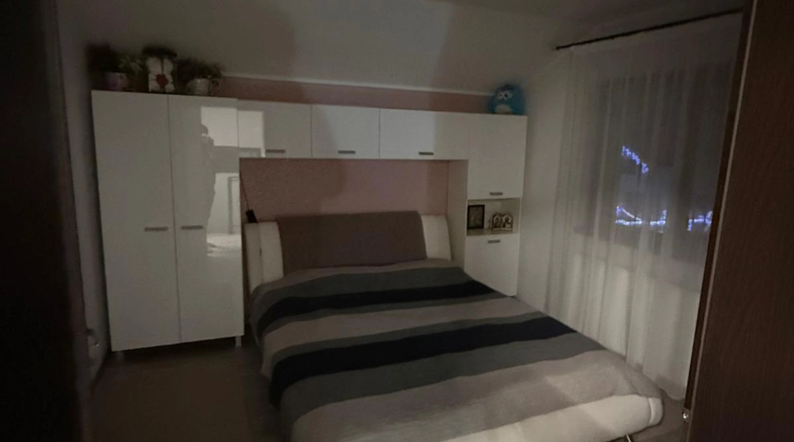 Oferta Valea Adanca casa 150 mp , 5 camere, de vanzare,  5 drumuri imagine 11