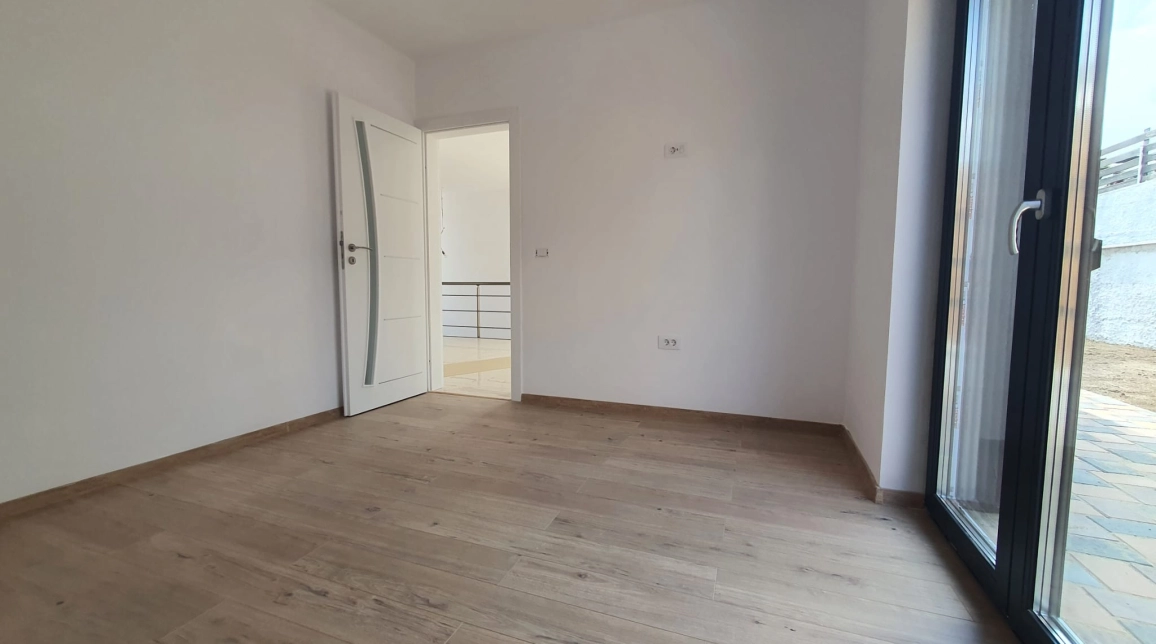 Oferta Miroslava casa 80 mp , 3 camere, de vanzare,  Valea Adanca -700m de 5 Drumuri imagine 20