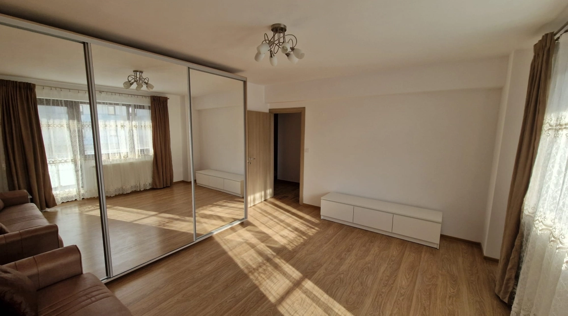 Oferta Apartament nou de vanzare, 2 camere, decomandat, 61 mp , Bucium,  Rompetrol imagine 2