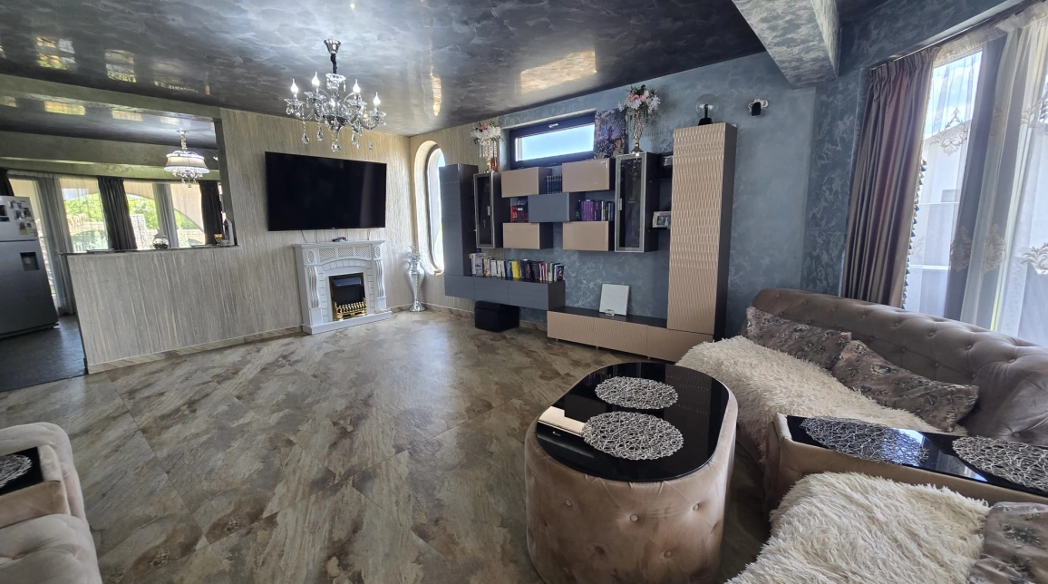 Oferta De vanzare casa, 5 camere, 180 mp , Visani,  700m de Freya imagine 17