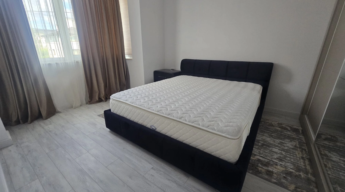Oferta De inchiriat casa, 5 camere, 100 mp , Valea Lupului,  Carrefour Market  imagine 1