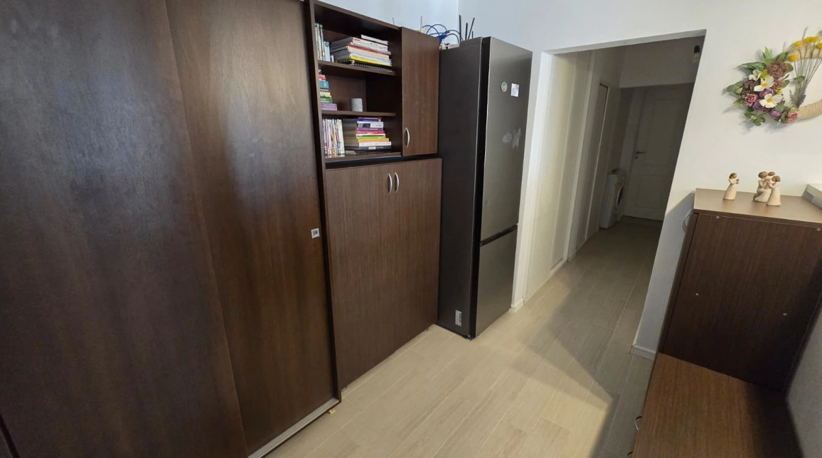 Oferta De vanzare apartament, 3 camere, decomandat, 70 mp , CUG,  Providenta imagine 7