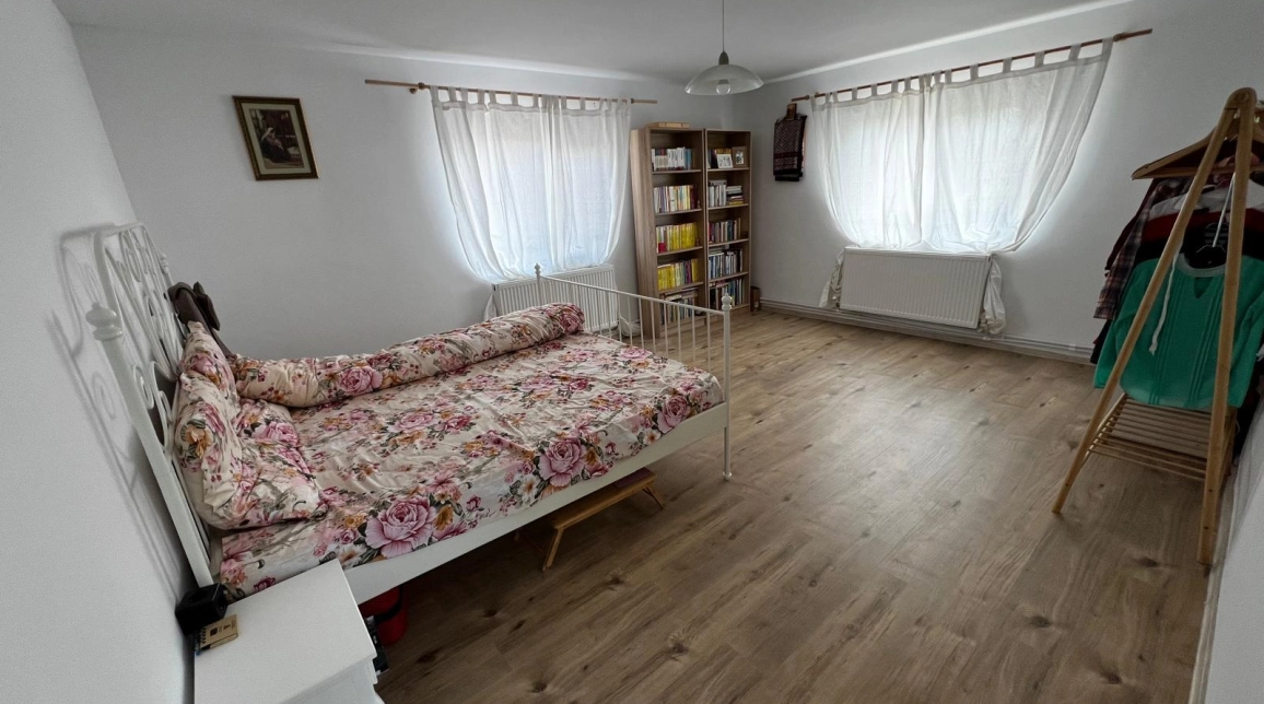 Oferta 5 camere, 157 mp , de vanzare casa in zona Popricani,   inainte de colt de rai imagine 14