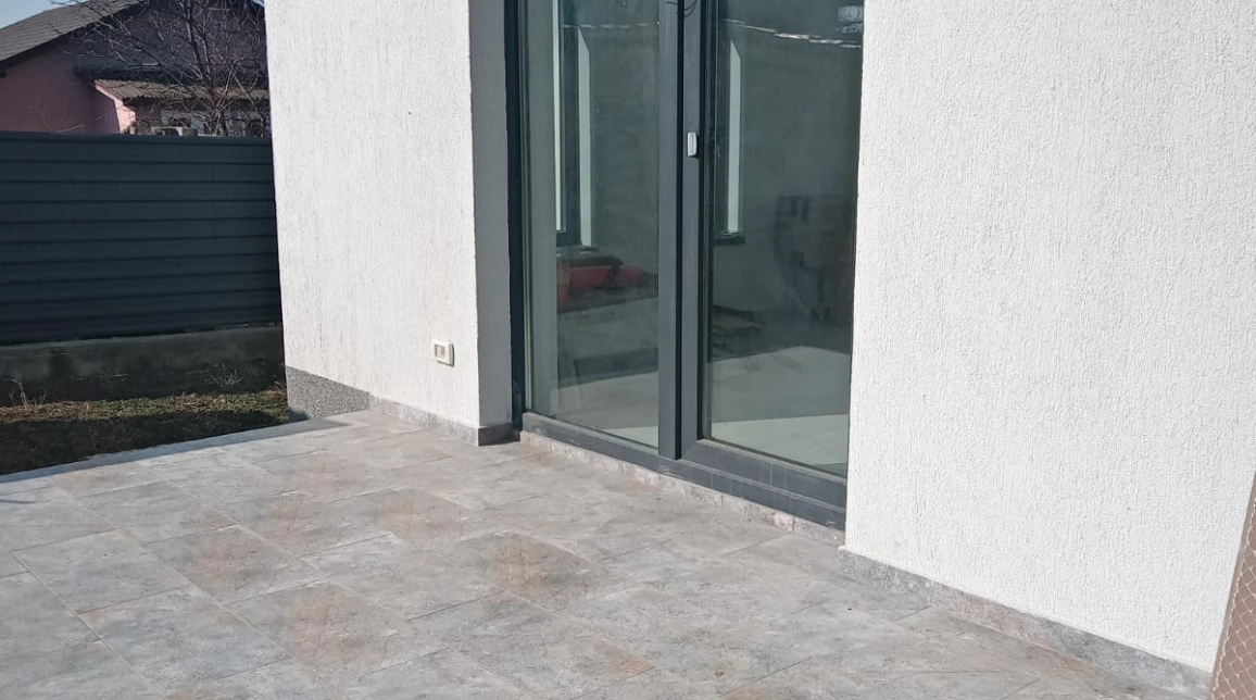 Oferta 4 camere, 106 mp , de vanzare casa in zona Miroslava,  Alin Automobile imagine 1