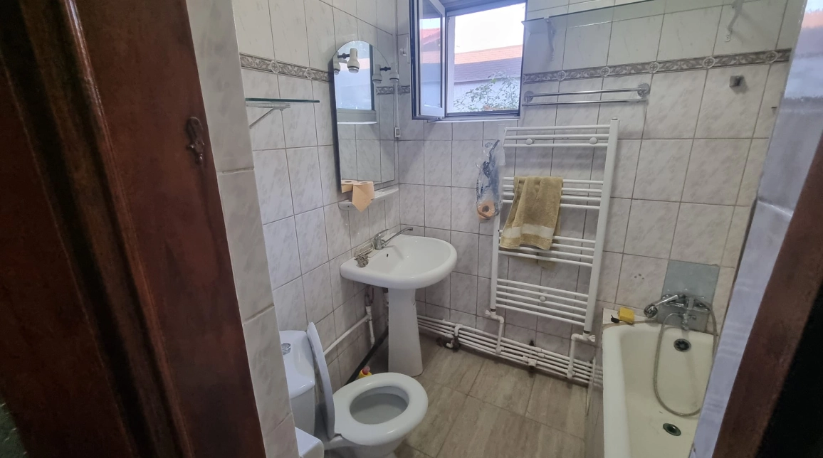 Oferta Casa, 3 camere, 68 mp , Podu Ros, de inchiriat,  Pizzeria Alila imagine 10