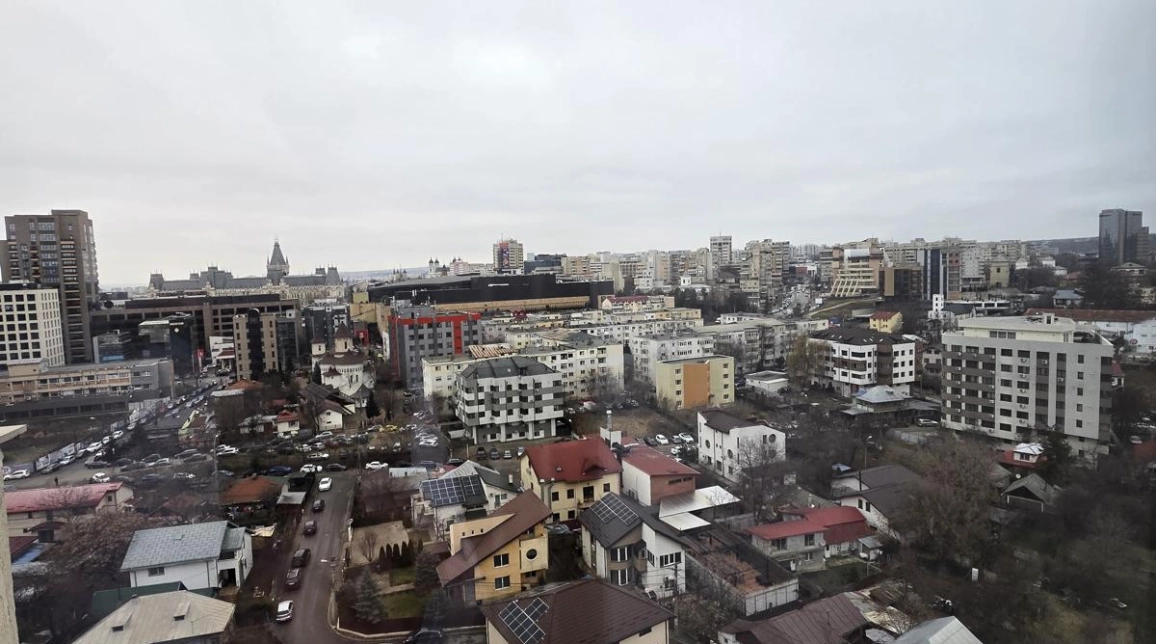 Oferta Apartament nou, 4 camere, , 130 mp , Centru, de vanzare,  Vis a vis de Palas Mall imagine 13