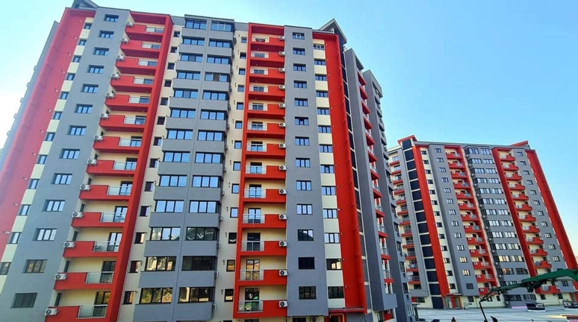 Oferta Apartament, 3 camere, decomandat, 82 mp , Tudor Vladimirescu, de vanzare,  Complex River Towers imagine 1
