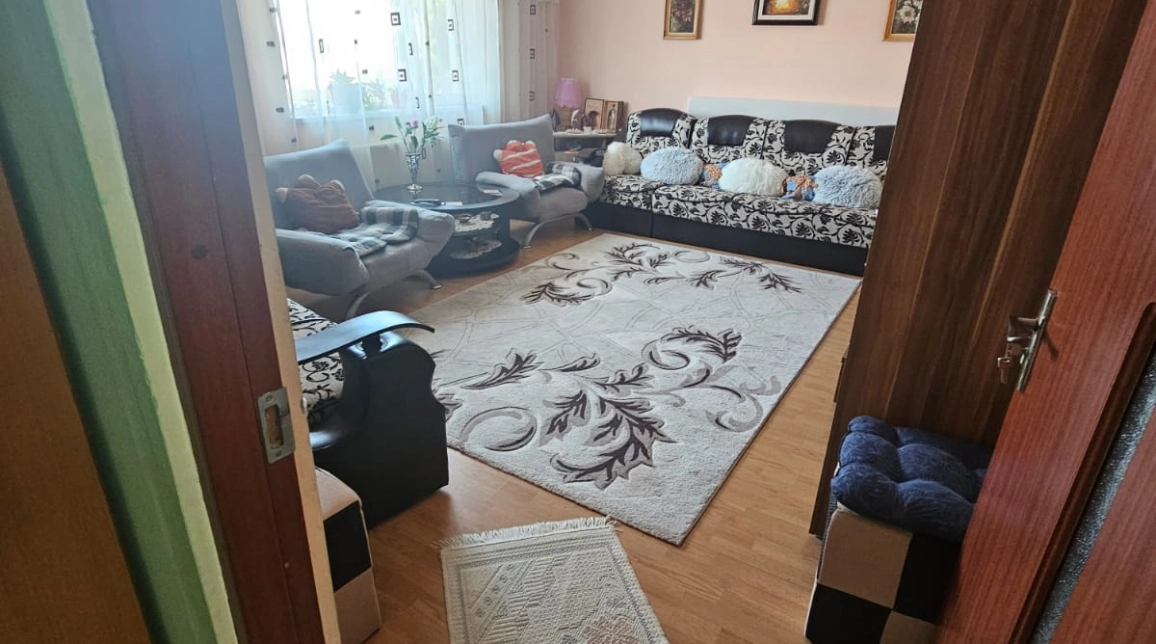 Oferta 6 camere, 250 mp , de vanzare casa in zona Valea Adanca,   imagine 1