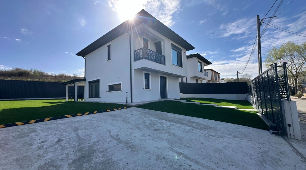 Oferta Casa, 4 camere, 114 mp , Bucium, de vanzare,  Visani - strada principala imagine 6