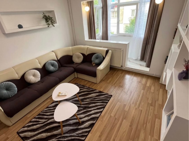 Apartament de inchiriat, 2 camere,  semidecomandat ,  55 mp , Podu Ros,  (Cantemir) 162945