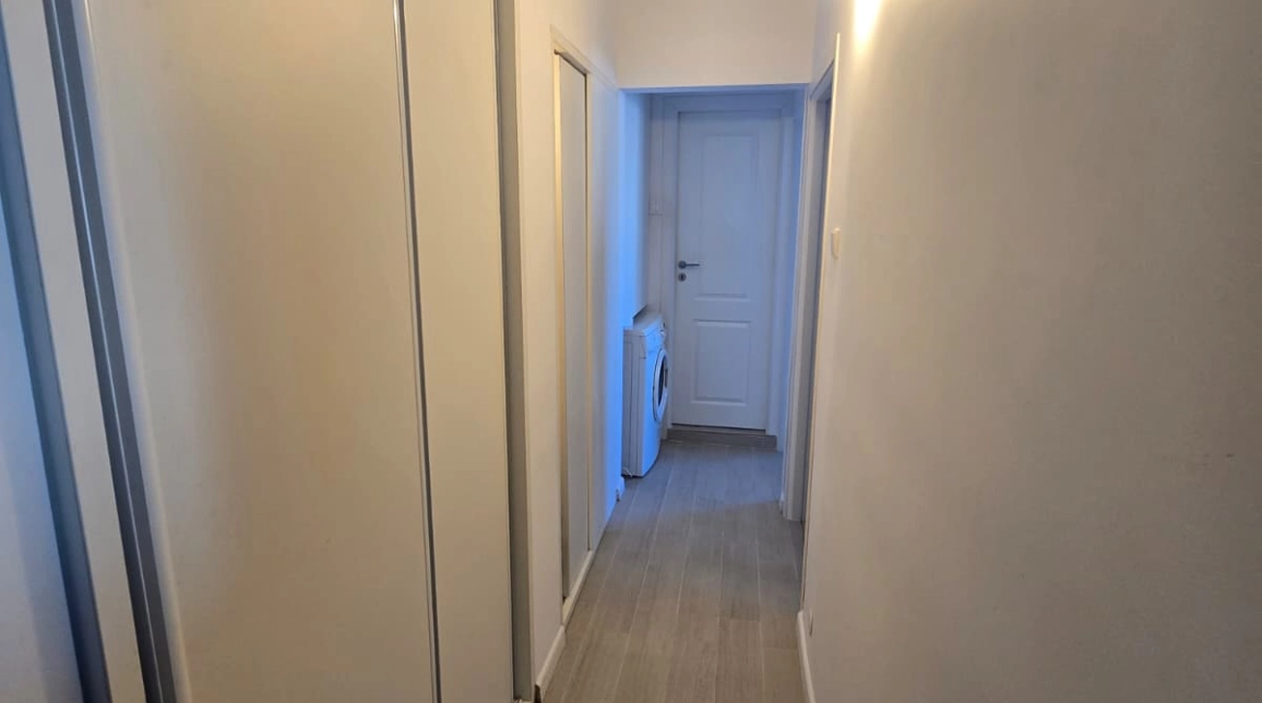Oferta De vanzare apartament, 3 camere, decomandat, 70 mp , CUG,  Providenta imagine 8