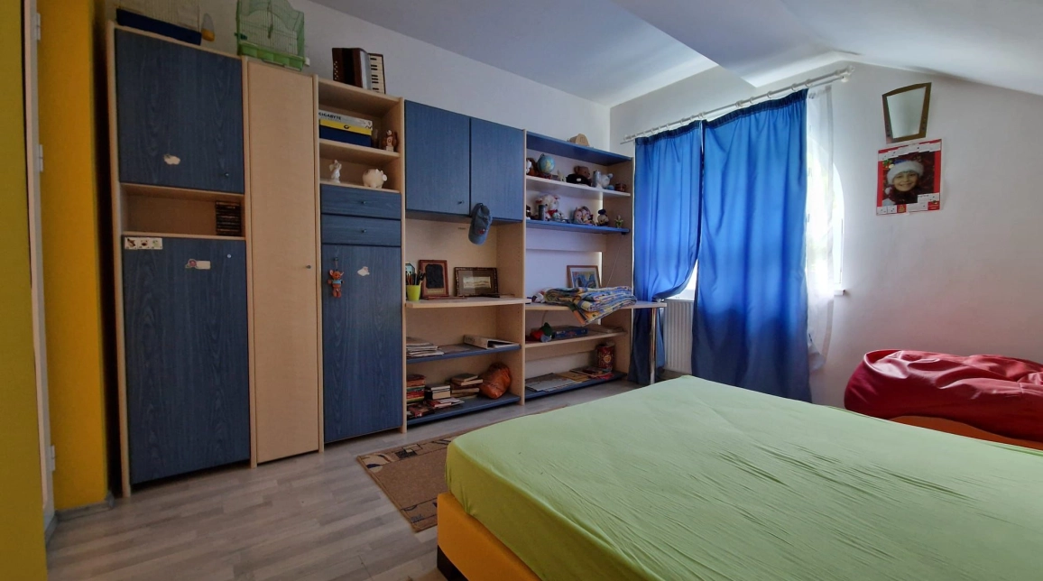 Oferta 4 camere, 180 mp , de vanzare casa in zona Bucium,   imagine 9