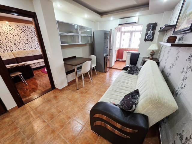 Nicolina apartament  52 mp , 2 camere,  decomandat , de inchiriat,  (Nicolina 2) 163014