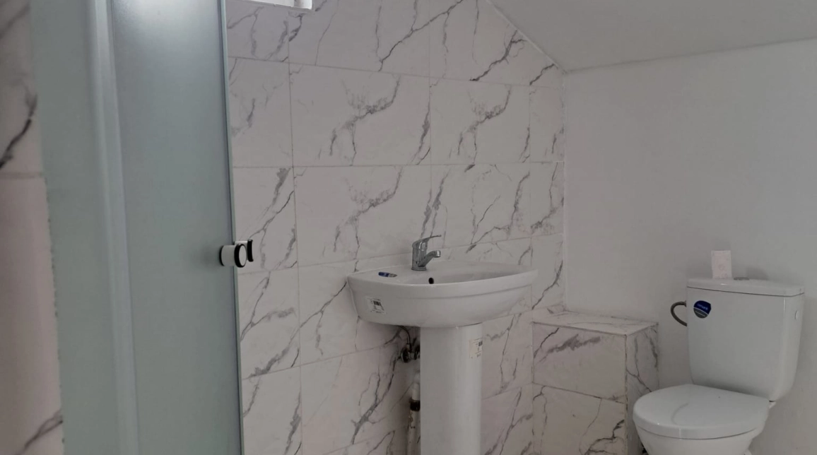 Oferta Lunca Cetatuii casa 115 mp , 5 camere, de vanzare,  Cartier Astoria imagine 8