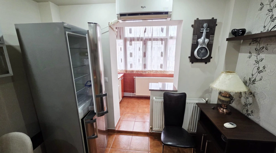 Oferta Nicolina apartament 52 mp , 2 camere, decomandat, de inchiriat,  Nicolina 2 imagine 3