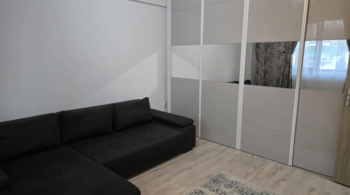 Oferta O camera, decomandat, 29 mp , de vanzare apartament in zona Valea Adanca,  5 drumuri imagine 4