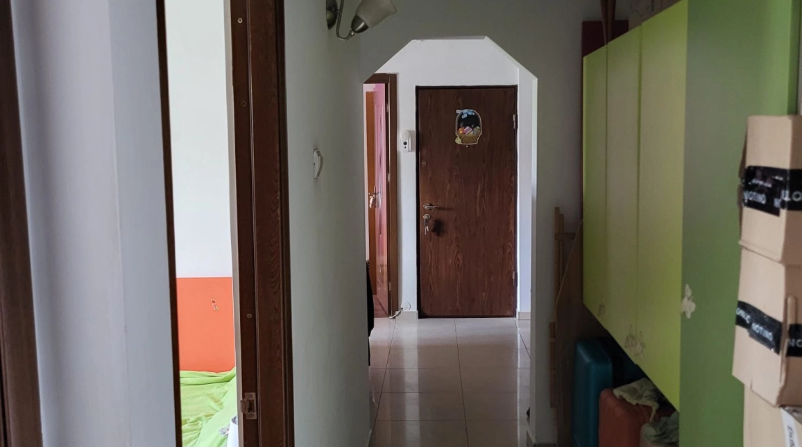 Oferta Nicolina apartament 67 mp , 3 camere, decomandat, de vanzare,  Scoala Alecu Russo  imagine 9