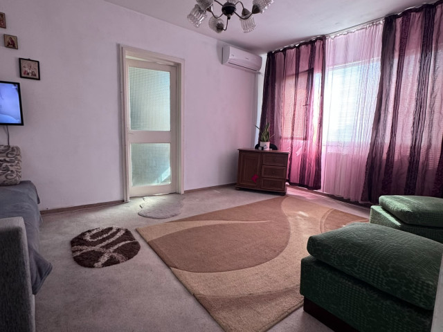 De vanzare apartament, 2 camere,  nedecomandat ,  50 mp , Podu Ros,   162997