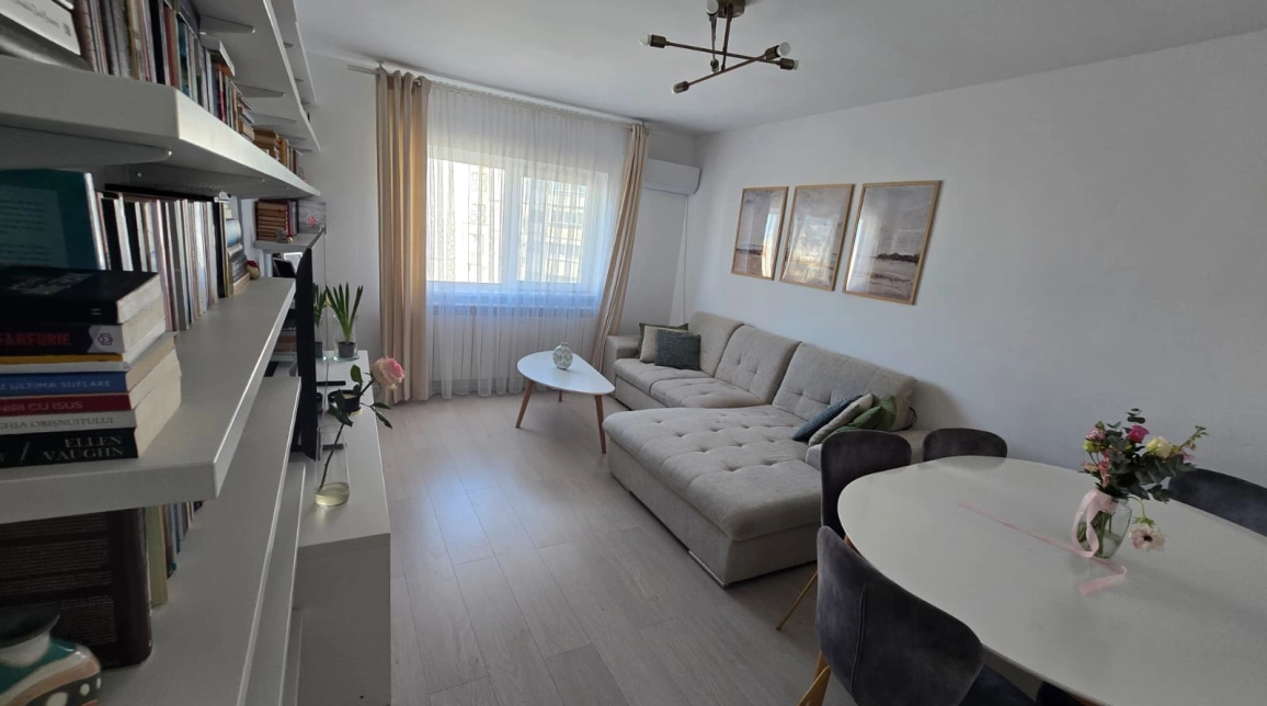 Oferta De vanzare apartament, 3 camere, decomandat, 70 mp , CUG,  Providenta imagine 2