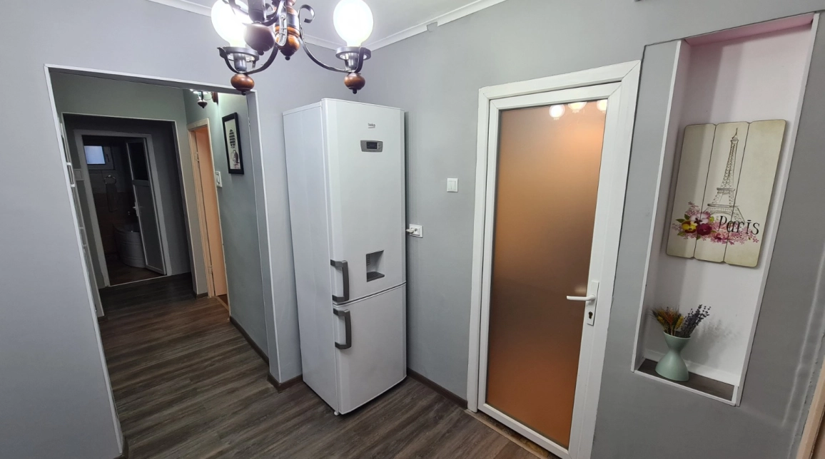 Oferta Apartament de vanzare, 3 camere, decomandat, 60 mp , Galata,  Lidl imagine 4