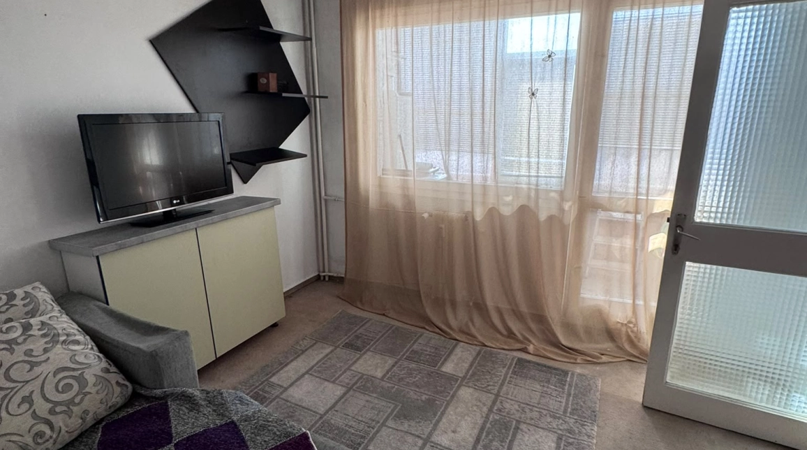 Oferta De vanzare apartament, 2 camere, nedecomandat, 50 mp , Podu Ros,   imagine 3