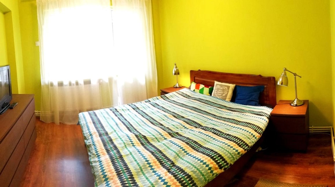 Oferta De vanzare apartament, 3 camere, semidecomandat, 70 mp , Podu Ros,  Sensul Giratoriu Podu ros imagine 2