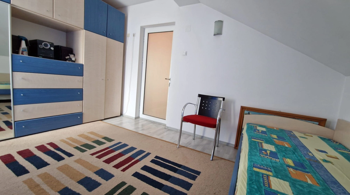 Oferta 4 camere, 180 mp , de vanzare casa in zona Bucium,   imagine 6