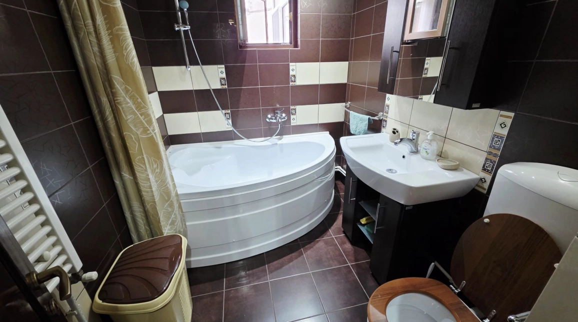 Oferta Nicolina apartament 52 mp , 2 camere, decomandat, de inchiriat,  Nicolina 2 imagine 6