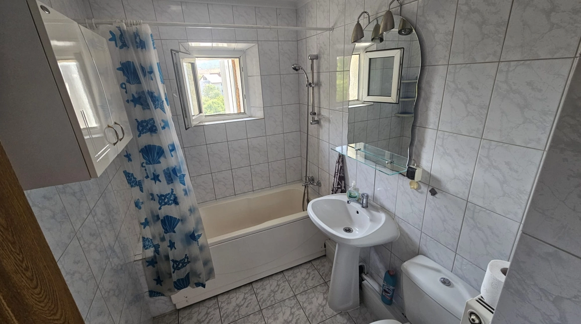 Oferta 2 camere, decomandat, 58 mp , de vanzare apartament in zona Nicolina,  NICOLINA 2 PRIMA STATIE imagine 8