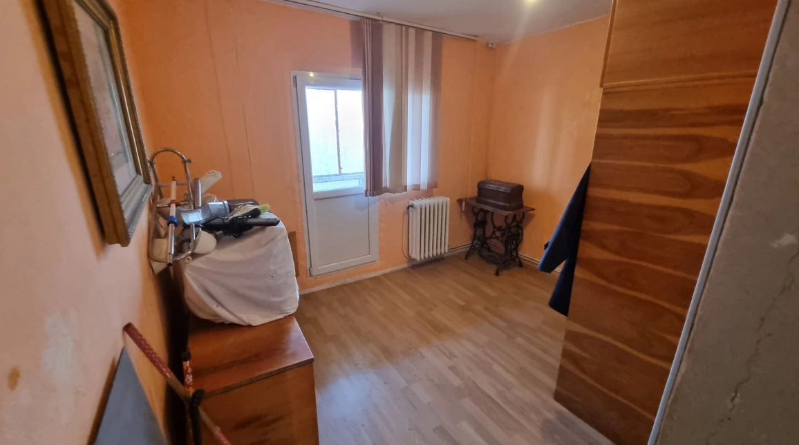 Oferta 4 camere, decomandat, 93 mp , de vanzare apartament in zona Tomesti,  Scoala Patrascanu imagine 8