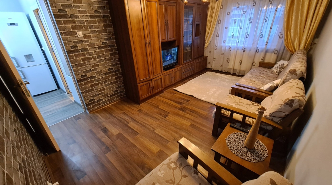 Oferta Apartament de vanzare, 3 camere, decomandat, 60 mp , Galata,  Lidl imagine 1