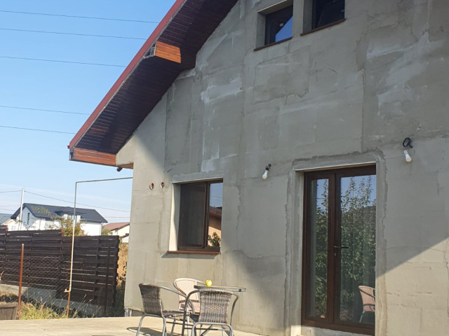 Casa, 4 camere,  94mp, Breazu, de vanzare,  (magazinul La Haidau) 154311
