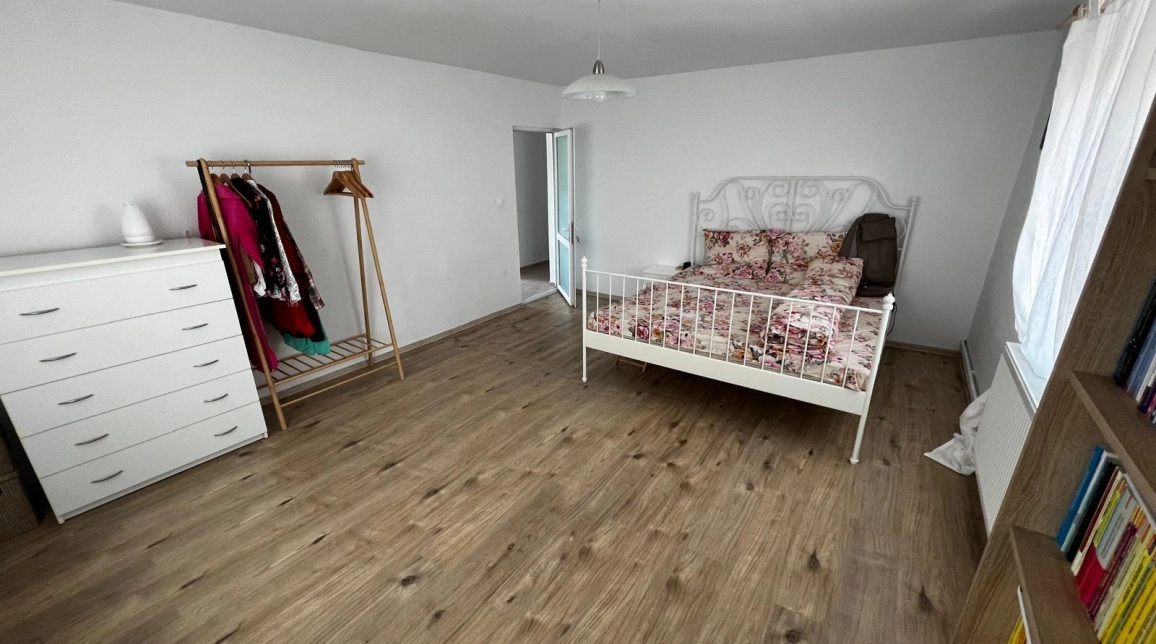 Oferta 5 camere, 157 mp , de vanzare casa in zona Popricani,   inainte de colt de rai imagine 8