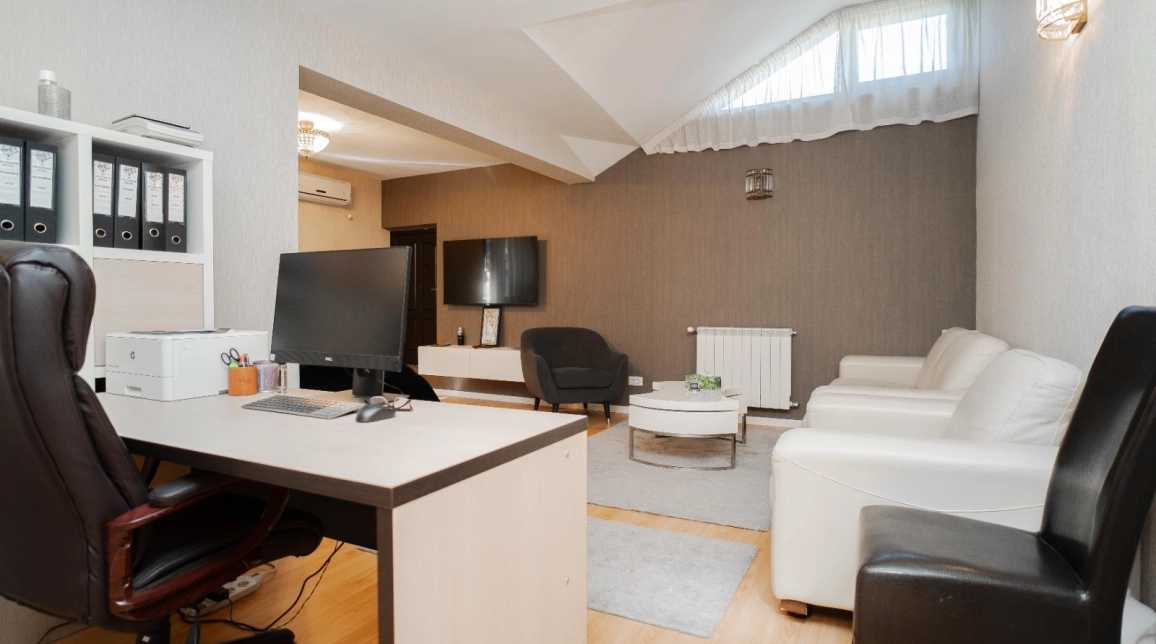 Oferta 10 camere, 634 mp , de vanzare casa in zona Tatarasi,  Piata Chirila imagine 4