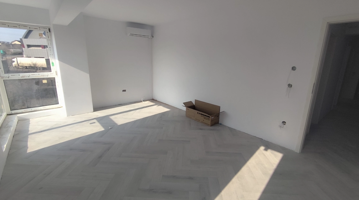 Oferta 3 camere, decomandat, 79 mp , de vanzare apartament nou in zona Nicolina,  Tehnopolis imagine 10