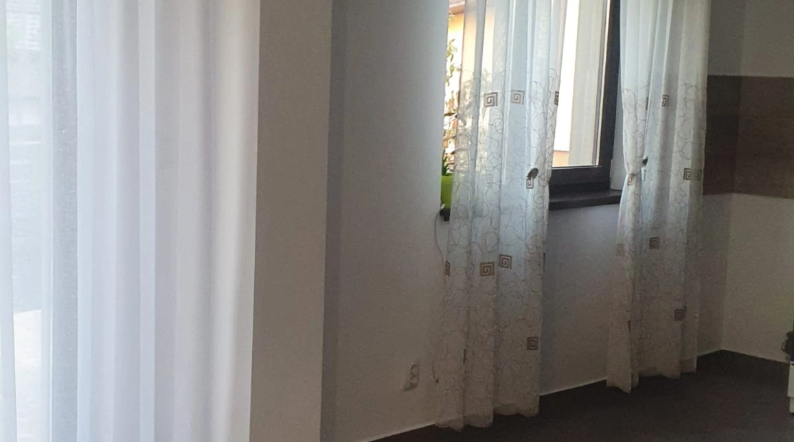 Oferta Casa, 4 camere, 94 mp , Breazu, de vanzare,  magazinul La Haidau imagine 2