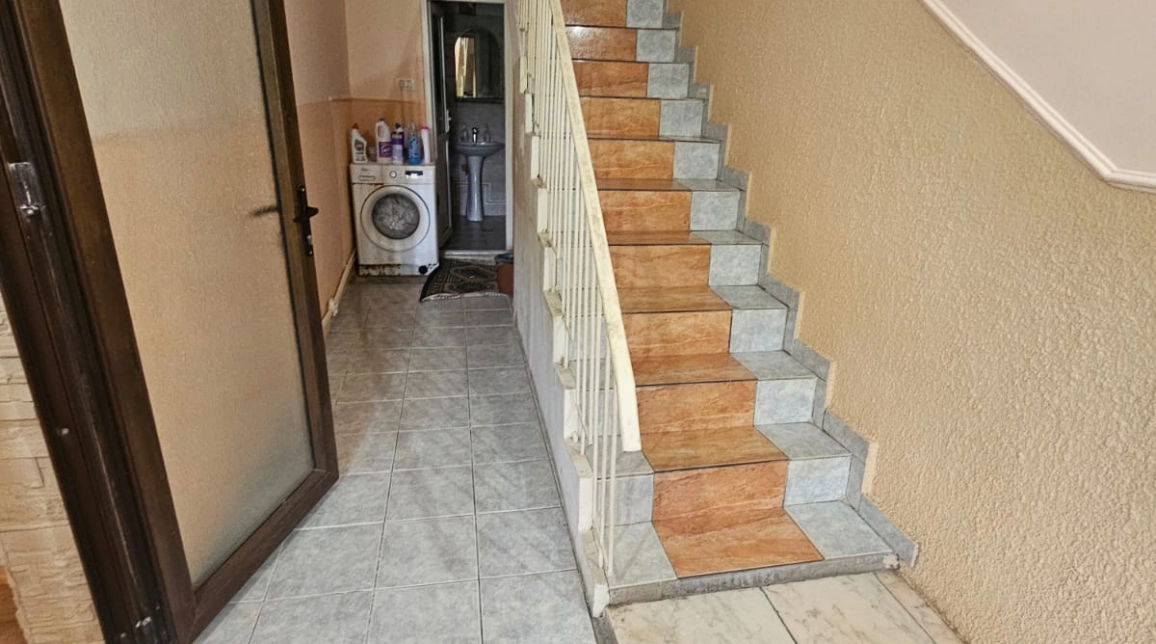 Oferta CUG casa 202 mp , 8 camere, de vanzare,   imagine 6