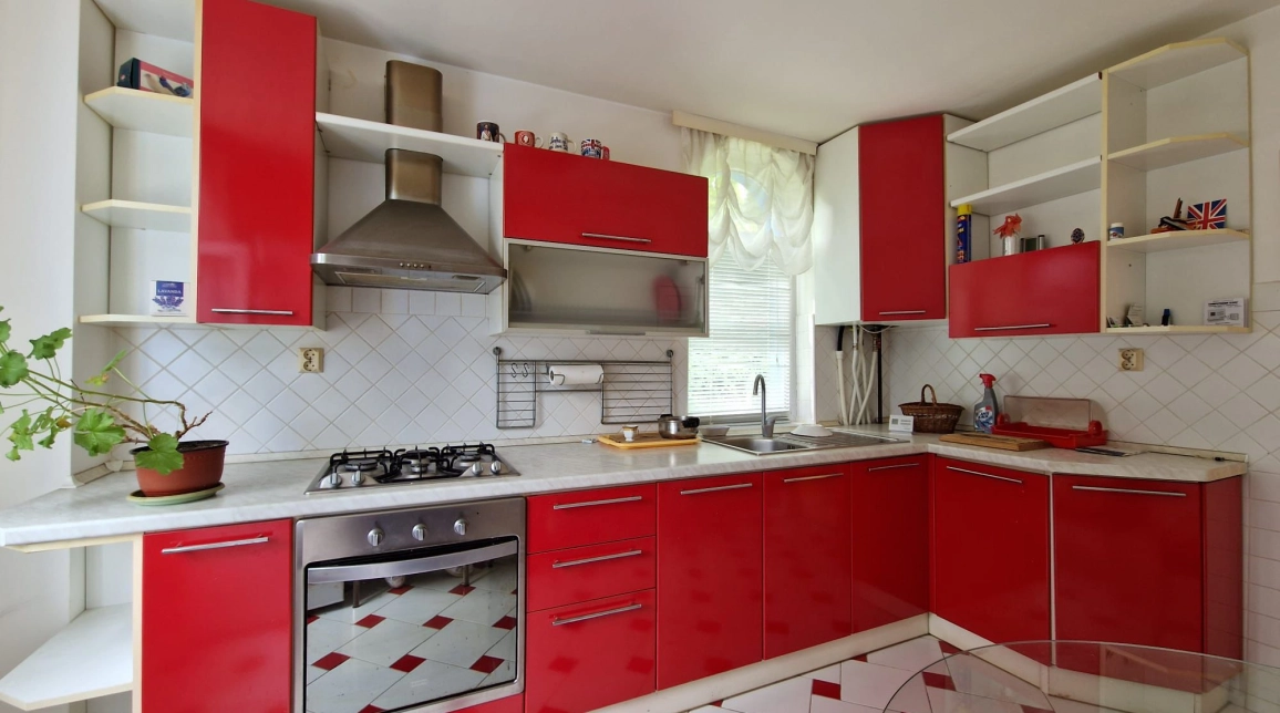 Oferta 4 camere, 180 mp , de vanzare casa in zona Bucium,   imagine 4