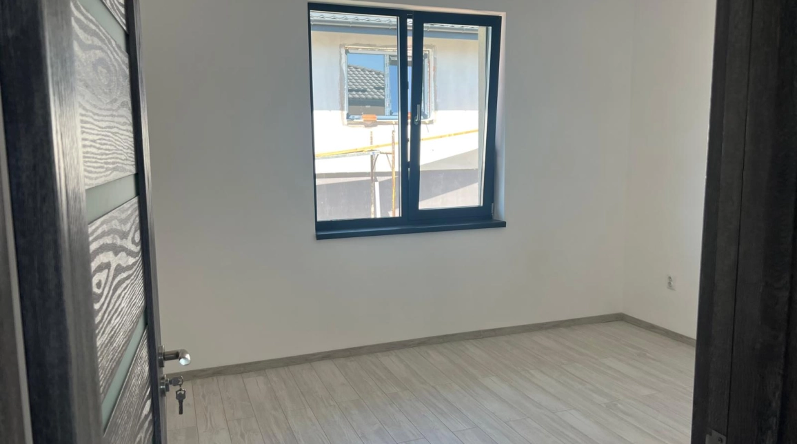 Oferta De vanzare casa, 4 camere, 104 mp , CUG,  5 drumuri - Valea Adanca imagine 8