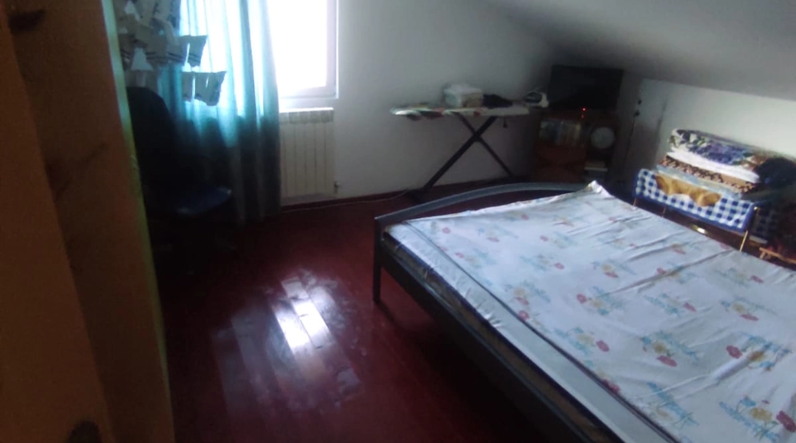 Oferta De vanzare casa, 6 camere, 170 mp , Copou,  in spate la Penitenciar imagine 9