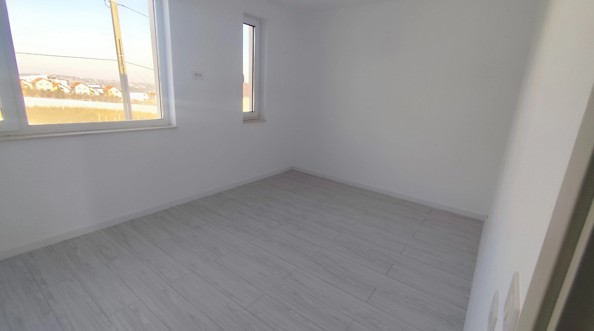Oferta Casa, 4 camere, 108 mp , Rediu, de vanzare,  Str Soarelui imagine 6