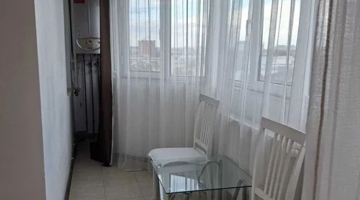 Oferta Apartament, o camera, decomandat, 40 mp , Nicolina, de inchiriat,  Lidl imagine 5