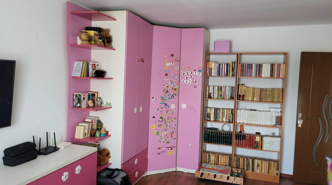 Oferta Nicolina apartament 67 mp , 3 camere, decomandat, de vanzare,  Scoala Alecu Russo  imagine 2
