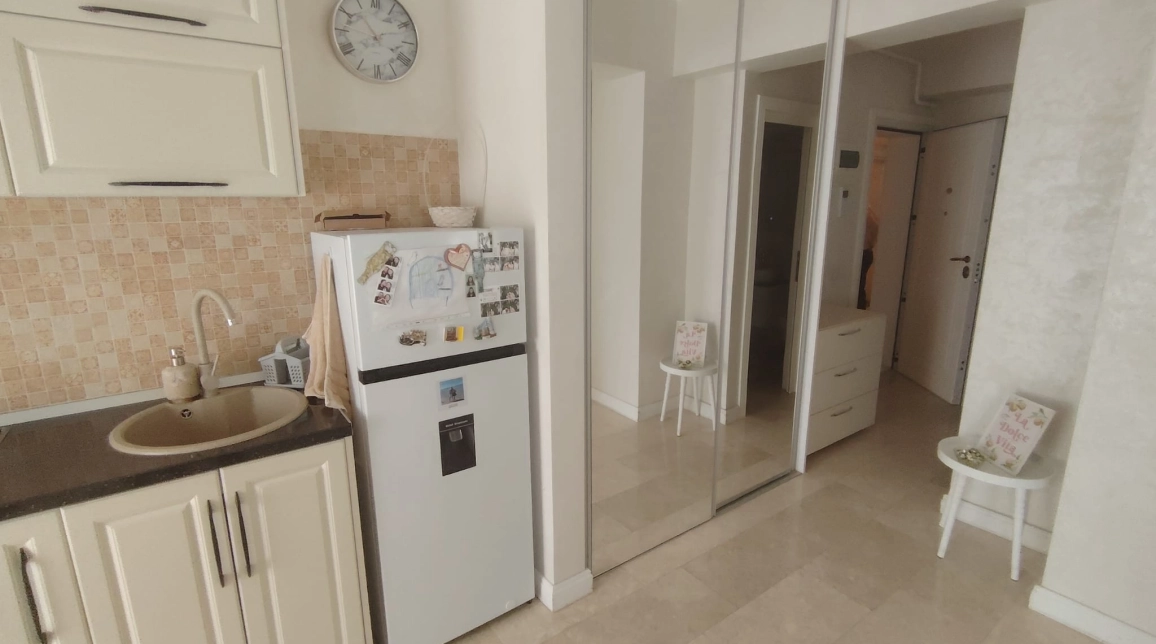 Oferta Apartament nou, 2 camere, , 62 mp , Copou, de vanzare,  Complex Royal Town imagine 2