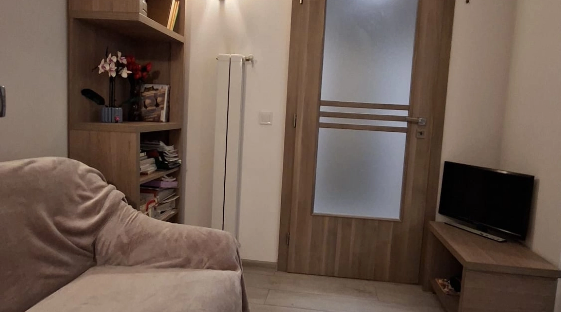 Oferta De vanzare apartament, 2 camere, semidecomandat, 50 mp , Podu Ros,  Sensul Giratoriu imagine 2