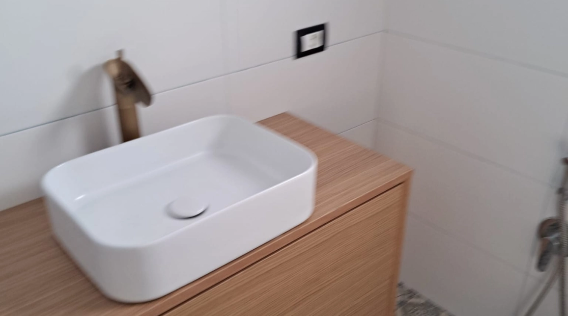 Oferta 4 camere, 119 mp , de vanzare casa in zona Breazu,  La 300 m de Padure imagine 6