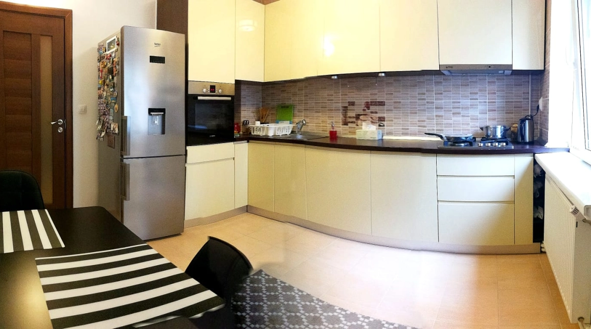 Oferta De vanzare apartament, 3 camere, semidecomandat, 70 mp , Podu Ros,  Sensul Giratoriu Podu ros imagine 1