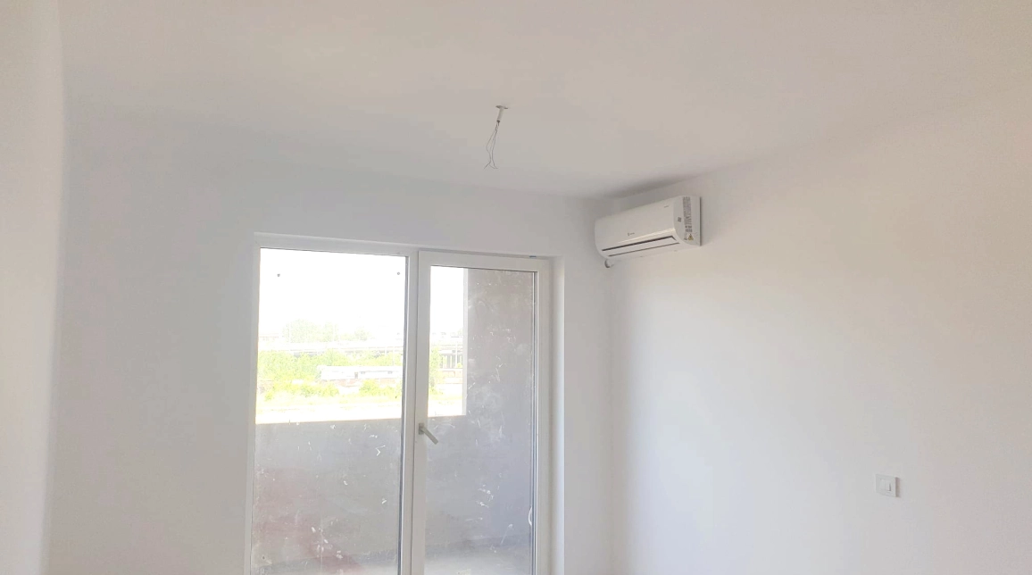 Oferta Apartament nou de vanzare, 2 camere, semidecomandat, 42 mp , Podu Ros,  Pasaj  Socola - Poitiers,  2,6km de Palas imagine 1